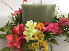 Load image into Gallery viewer, 6&quot;Candle Ring - Spring Mixed Flowers