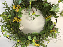 Load image into Gallery viewer, 24” Wreath - Green Foliage, Berry