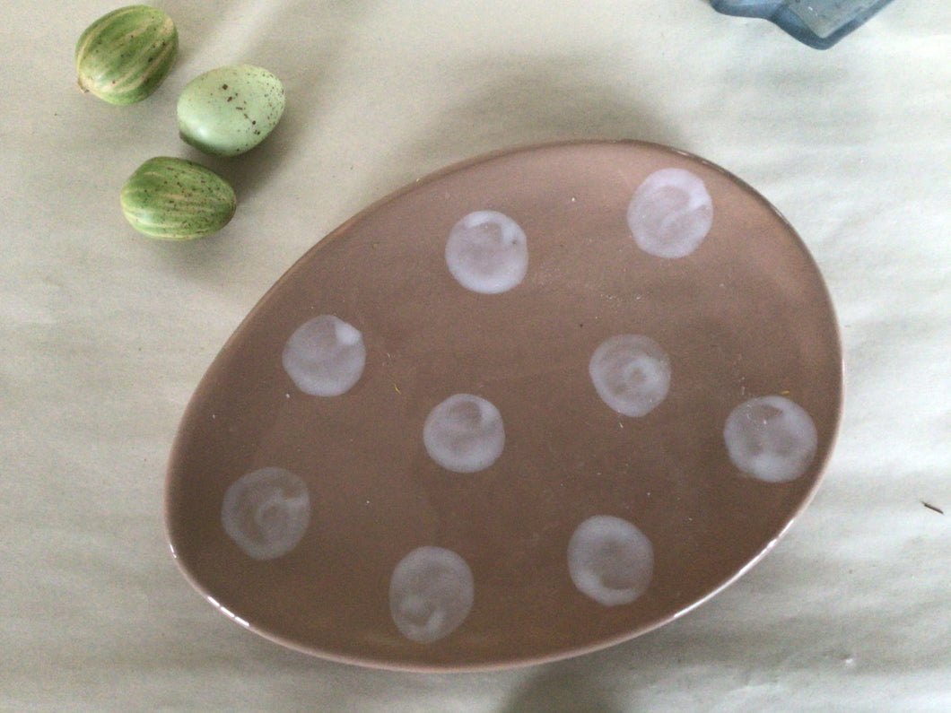 Pottery Egg Plate W/Spots 7”L